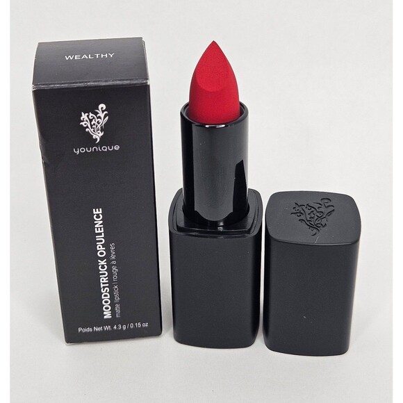 Younique Moodstruck Opulence Matte Lipstick Wealthy New in Box - Picture 1 of 6